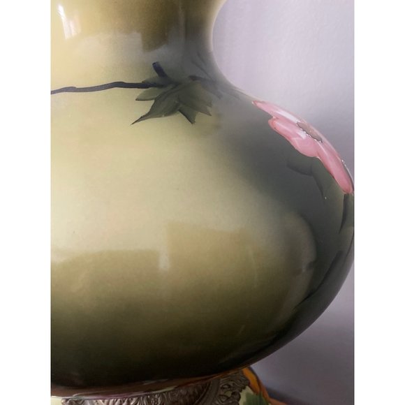 3 way Hurricane lamp beautifully hand painted - Picture 11 of 12